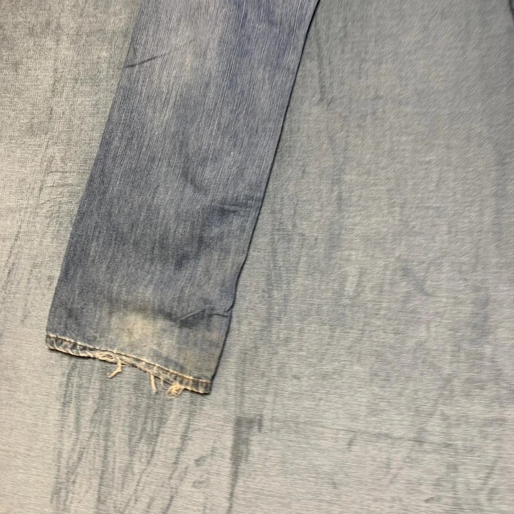 Levi's 559 Jeans Men 33x32 Blue Denim Cotton Relaxed Fit Straight Leg Distressed
